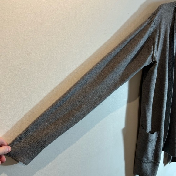 ALL SAINTS Sz M Open Front Patch Pockets Grandpa Core Super Soft Cardigan Flaw - Picture 3 of 7